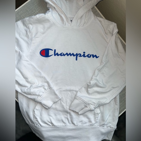 Light weight pull over Champion hoodie - Picture 4 of 6